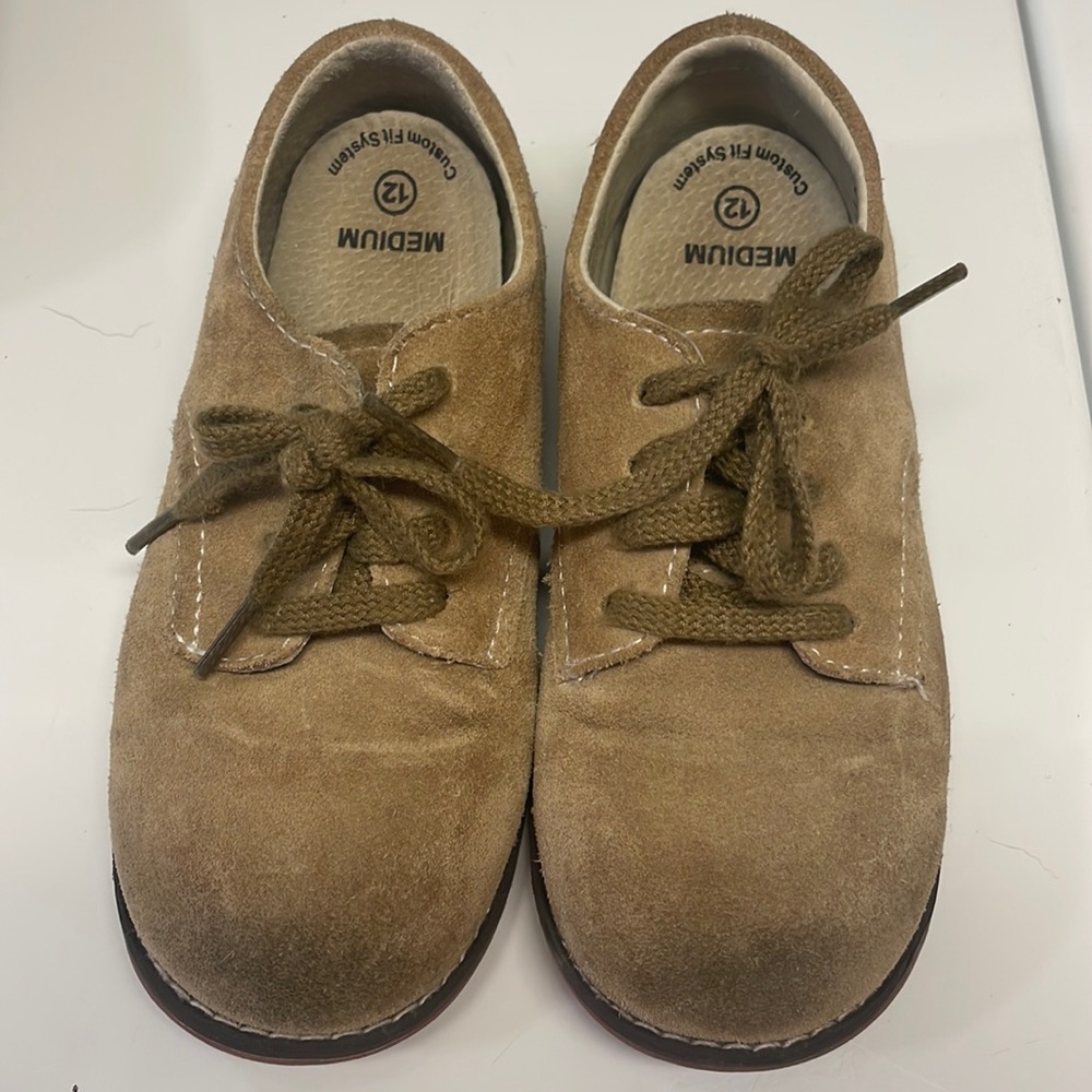 Footmates buck shoes